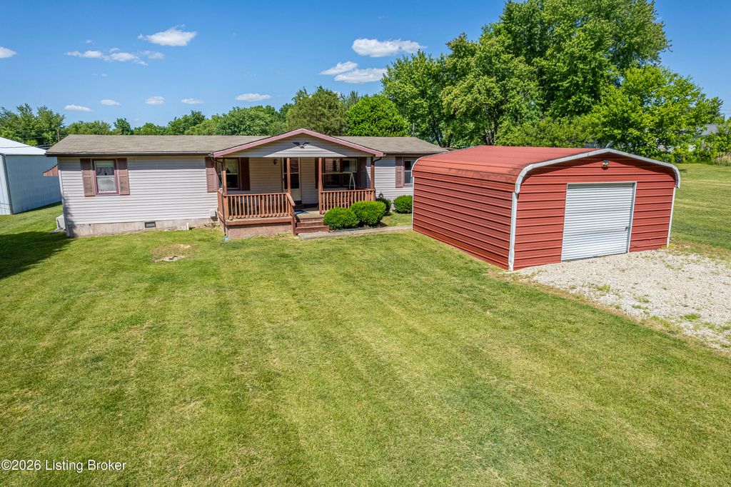 114 W Holiday Beach Loop, Mcdaniels, KY 40152