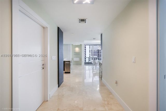 900 Biscayne Blvd 5001, Miami, FL 33132