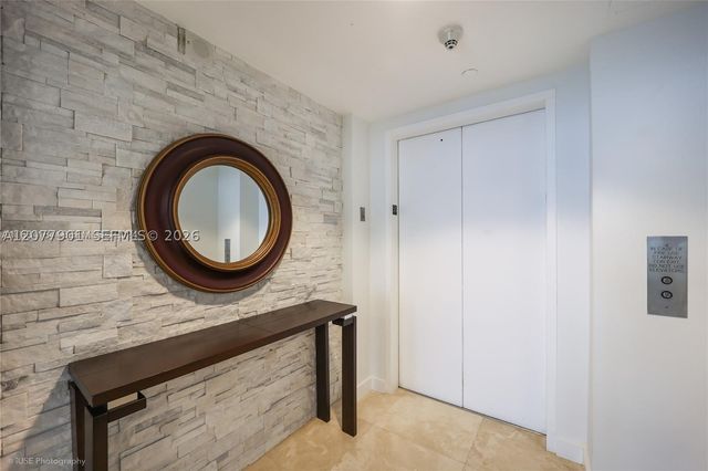 900 Biscayne Blvd 5001, Miami, FL 33132