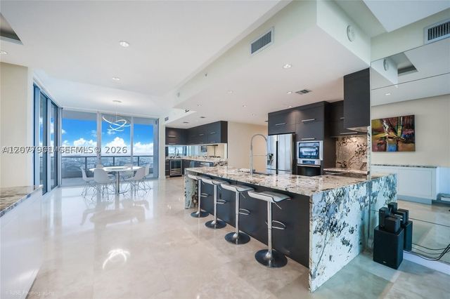 900 Biscayne Blvd 5001, Miami, FL 33132