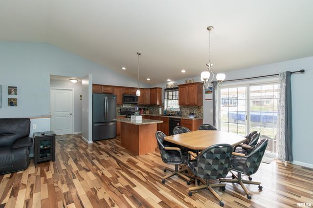 1808 Whitetail Lane, Pekin, IL 61554