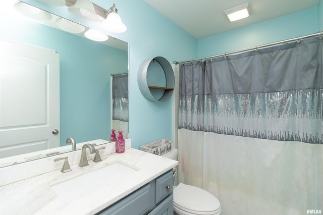 1808 Whitetail Lane, Pekin, IL 61554