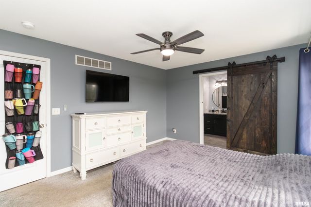 1808 Whitetail Lane, Pekin, IL 61554