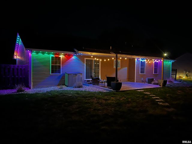 1808 Whitetail Lane, Pekin, IL 61554