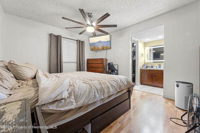 11201 Island Pine Drive, Port Richey, FL 34668