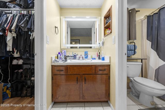 11201 Island Pine Drive, Port Richey, FL 34668