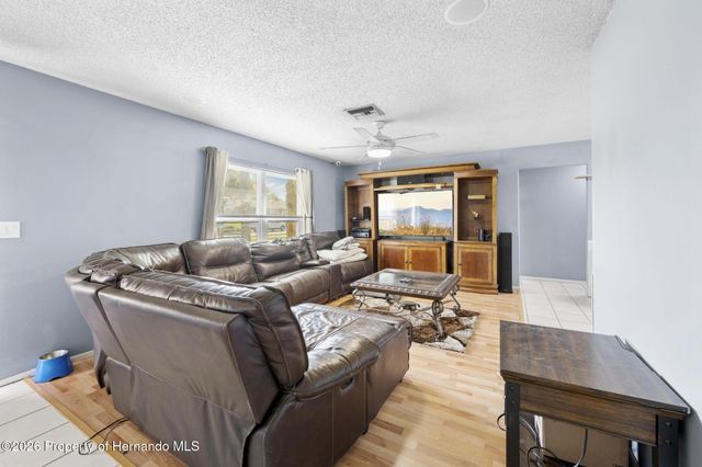 11201 Island Pine Drive, Port Richey, FL 34668