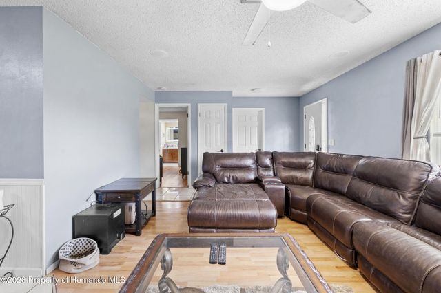 11201 Island Pine Drive, Port Richey, FL 34668