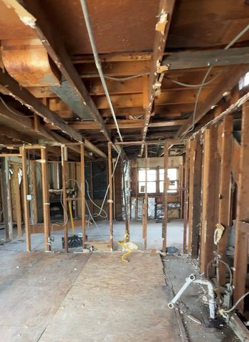 5840 W 90th Street, Oak Lawn, IL 60453