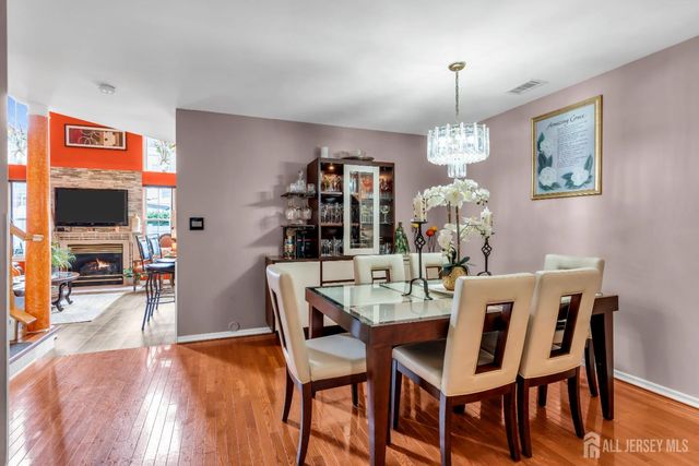 5 Ardmore Place, East Brunswick, NJ 08816