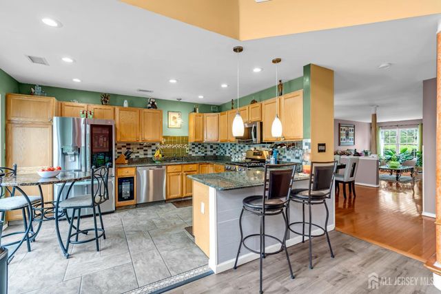 5 Ardmore Place, East Brunswick, NJ 08816
