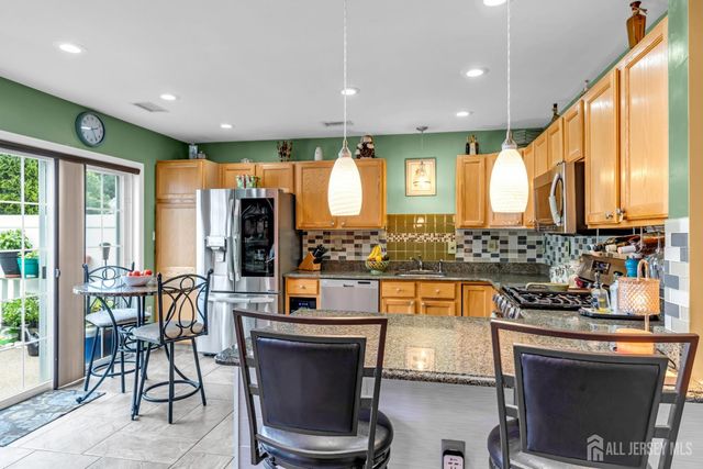 5 Ardmore Place, East Brunswick, NJ 08816