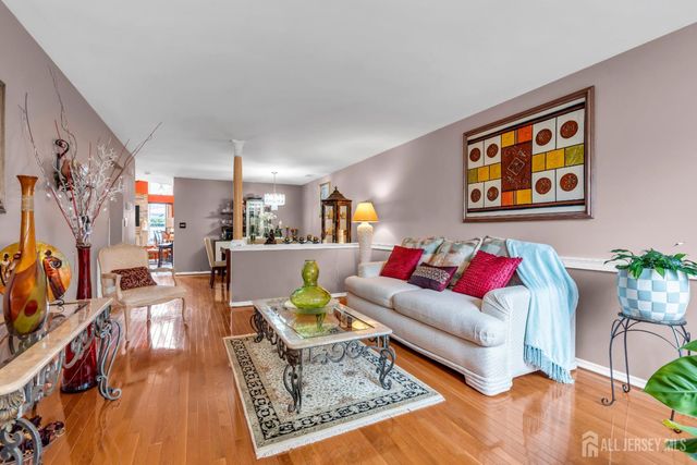 5 Ardmore Place, East Brunswick, NJ 08816