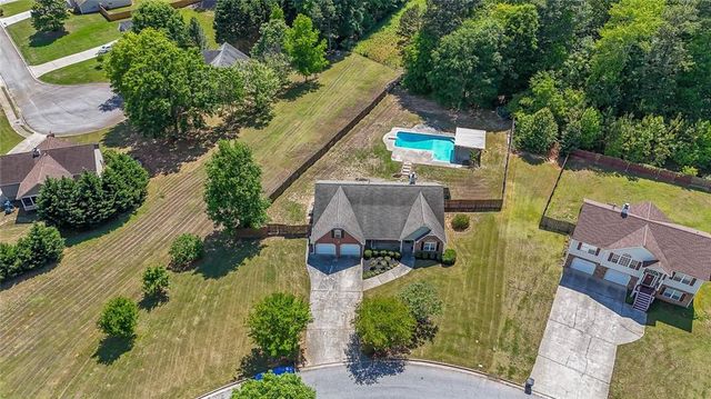 120 Shenandoah Drive, Hiram, GA 30141