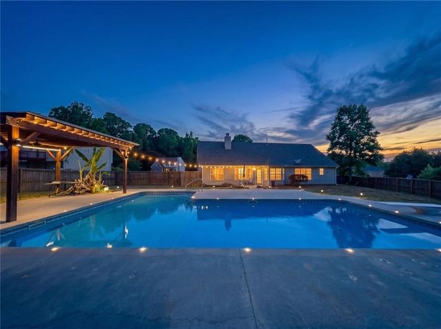 120 Shenandoah Drive, Hiram, GA 30141
