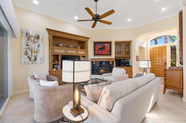 720 Hawk Hill Trail, Palm Desert, CA 92211