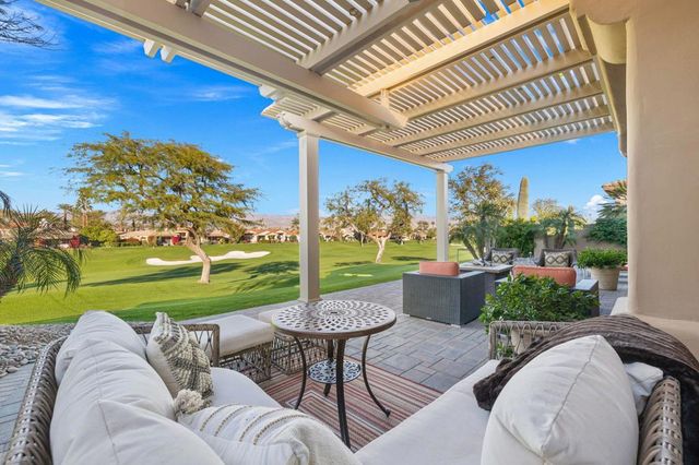 720 Hawk Hill Trail, Palm Desert, CA 92211