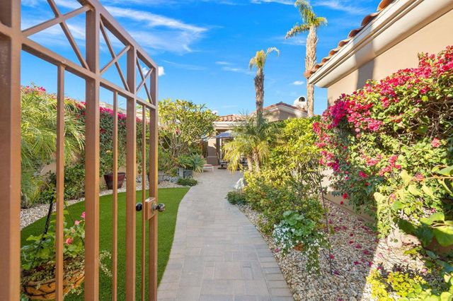 720 Hawk Hill Trail, Palm Desert, CA 92211