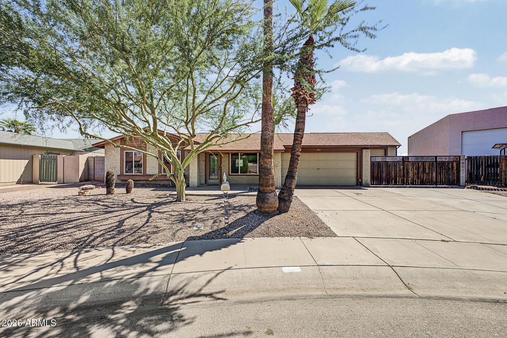 321 W MESQUITE Street, Chandler, AZ 85225 — photo 2
