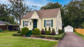 2107 Auburn Dr, Louisville, KY 40216