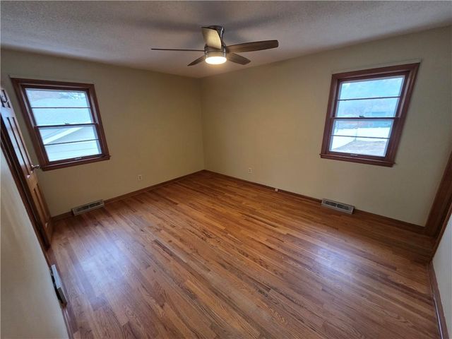 313 Goodrich Drive, Warrensburg, MO 64093