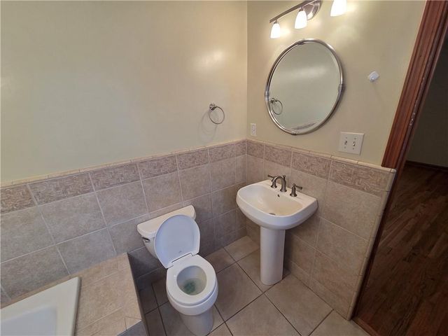 313 Goodrich Drive, Warrensburg, MO 64093