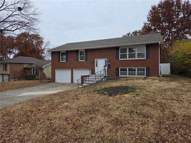 313 Goodrich Drive, Warrensburg, MO 64093