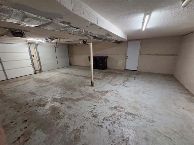 313 Goodrich Drive, Warrensburg, MO 64093