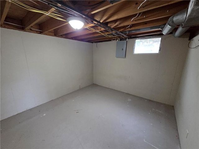 313 Goodrich Drive, Warrensburg, MO 64093