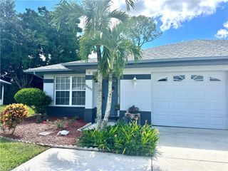 10635 Windsmont CT, Lehigh Acres, FL 33936