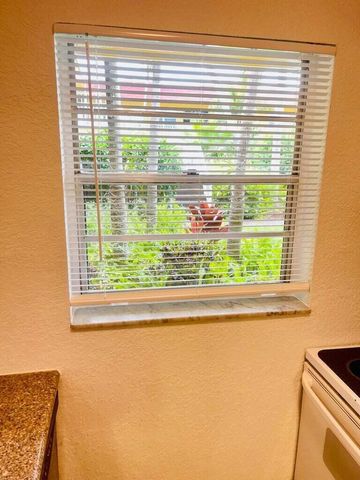 200 Croton Avenue 109, Lantana, FL 33462