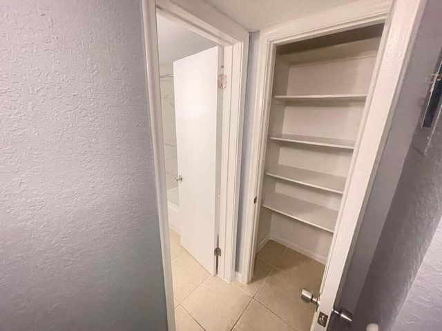 200 Croton Avenue 109, Lantana, FL 33462