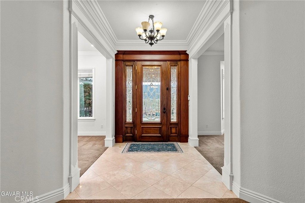 Image 10 of property listing at 40012 Valle View, Leona Valley, CA 93551