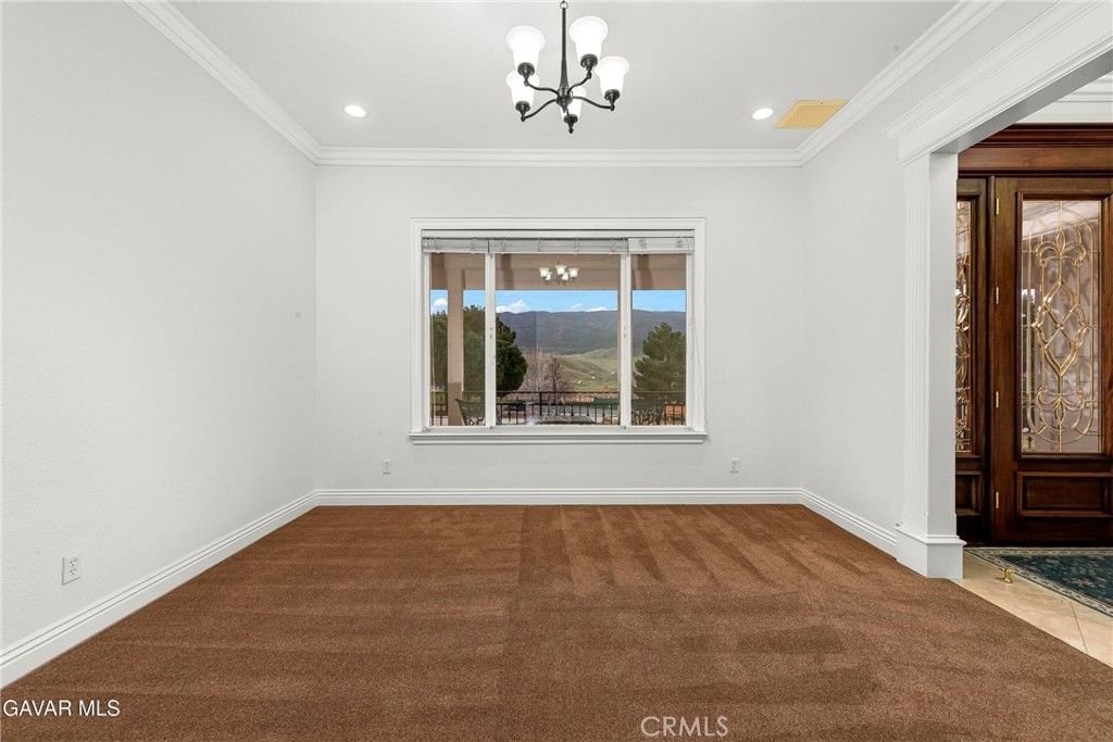 Image 13 of property listing at 40012 Valle View, Leona Valley, CA 93551