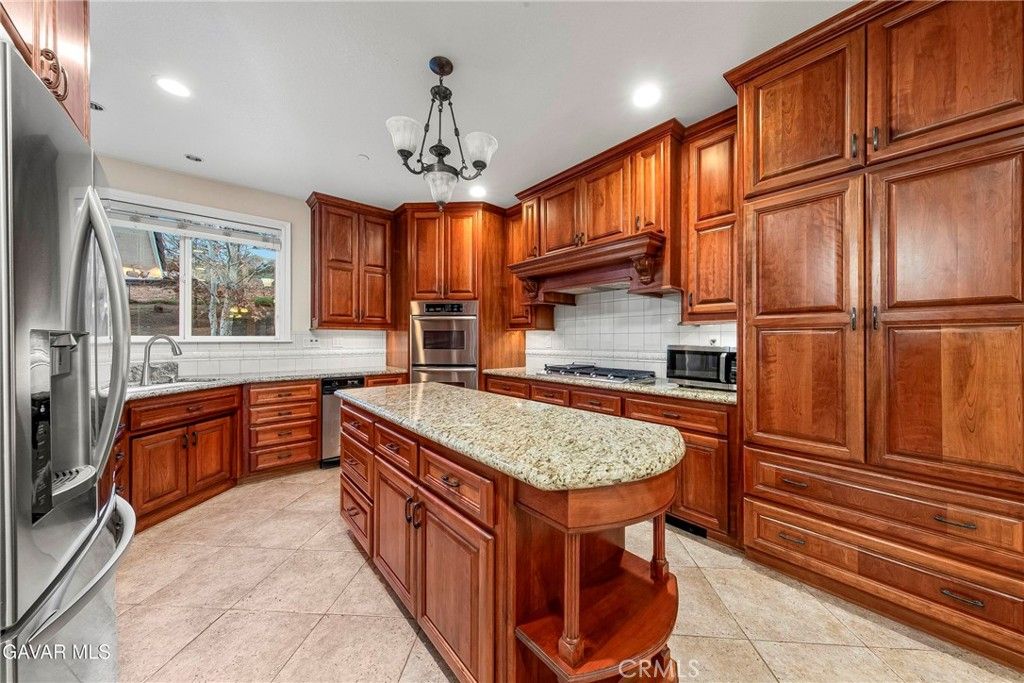 Image 19 of property listing at 40012 Valle View, Leona Valley, CA 93551