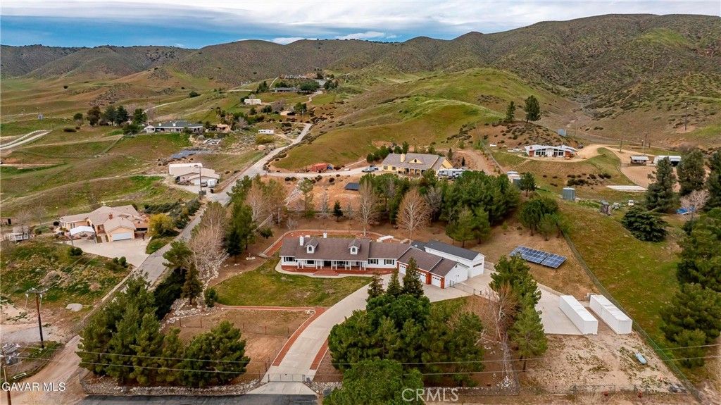 Image 52 of property listing at 40012 Valle View, Leona Valley, CA 93551