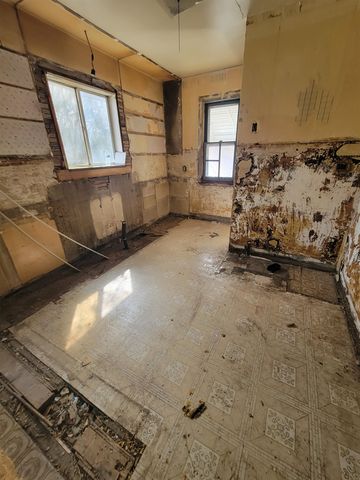 1201 W Jenny Street, Bay City, MI 48706