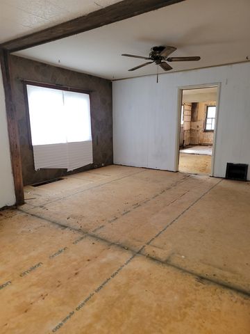 1201 W Jenny Street, Bay City, MI 48706