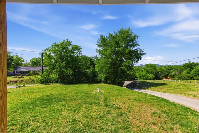 3815 Ashland City Hwy, Nashville, TN 37218