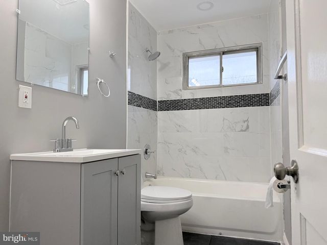 5115 PEMBRIDGE AVE, Baltimore, MD 21215