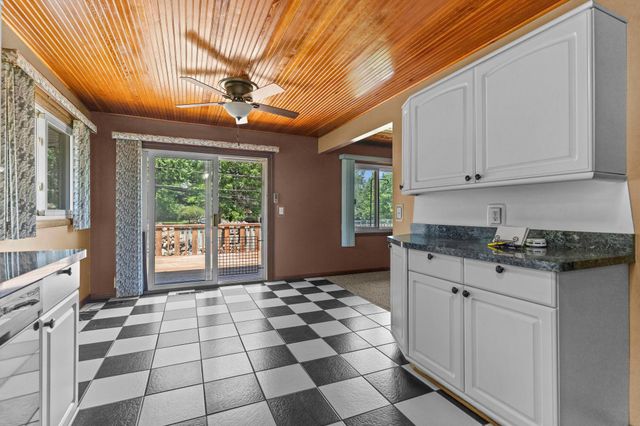 2515 Hillview Road, Mounds View, MN 55112