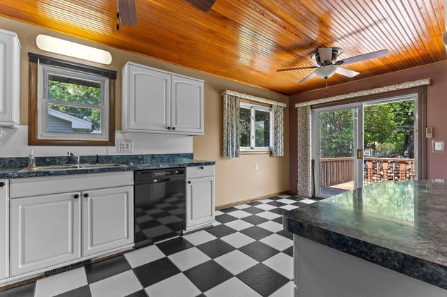 2515 Hillview Road, Mounds View, MN 55112