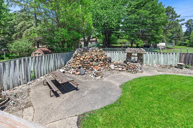 2515 Hillview Road, Mounds View, MN 55112