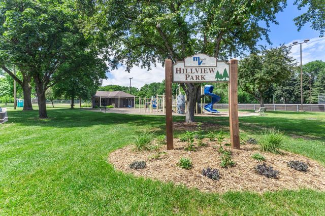 2515 Hillview Road, Mounds View, MN 55112