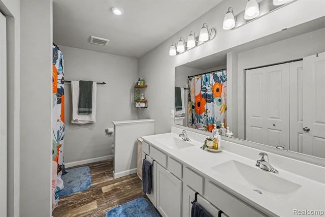 9324 Pine Walk Pass, Linden, MI 48451