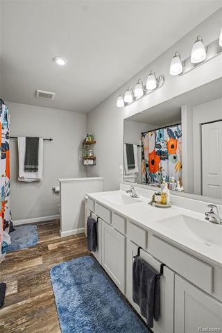 9324 Pine Walk Pass, Linden, MI 48451
