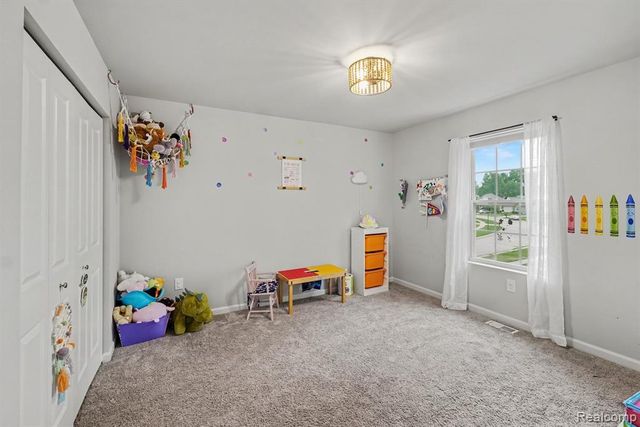 9324 Pine Walk Pass, Linden, MI 48451