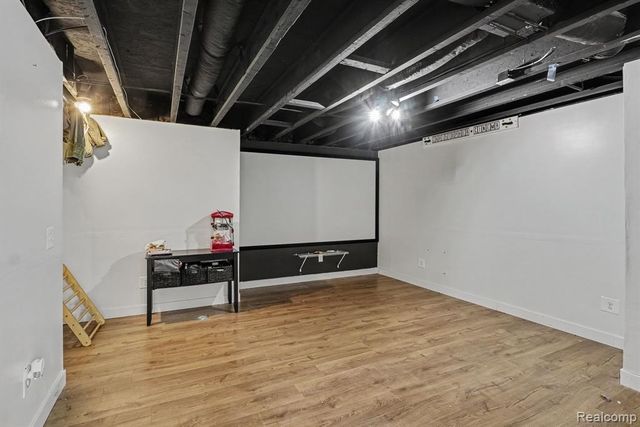 9324 Pine Walk Pass, Linden, MI 48451