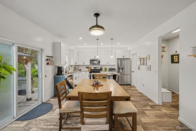 9324 Pine Walk Pass, Linden, MI 48451