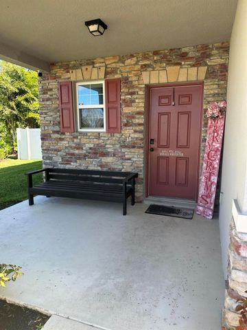 6101 NW Painted Bunting Court, Port St Lucie, FL 34986